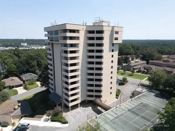 100 Tower Dr APT 203C, Daphne, AL 36526