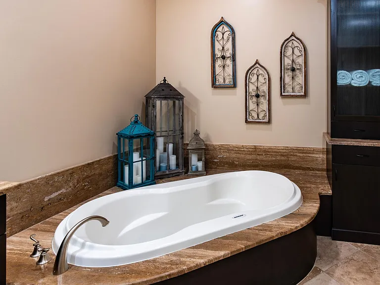 655 S Riverside Dr #1502 — Photo 15
