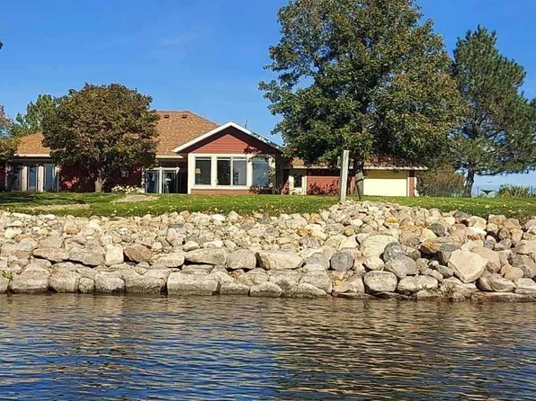 225 Northwood Dr, Cottonwood, MN 56229