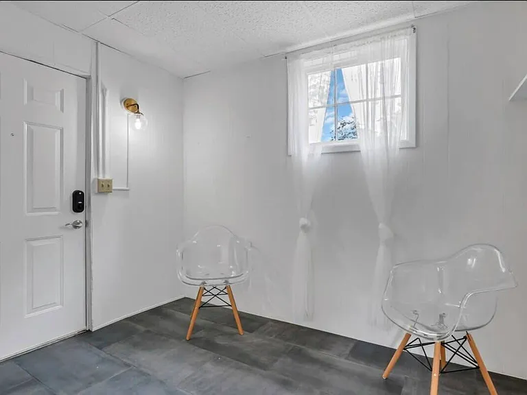 82 Price Ave #B — Photo 47