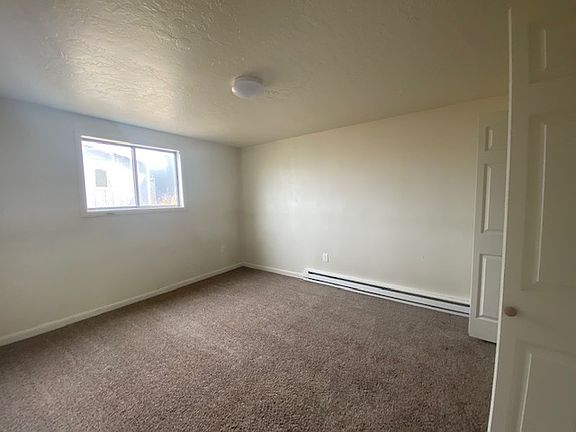 5th image of 604 E 4th St #2