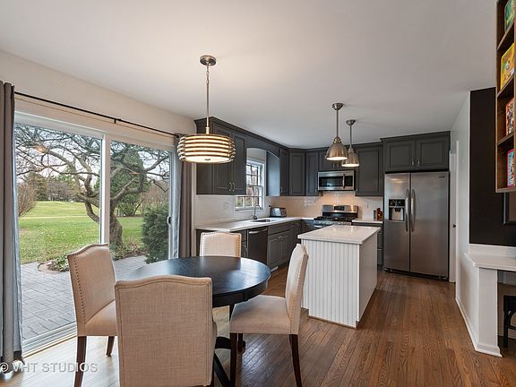 4th image of 1420 Royal Street George Dr