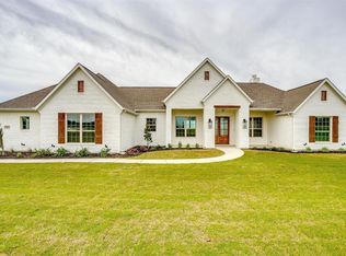 1032 Freedom Ct, Weatherford, TX 76088