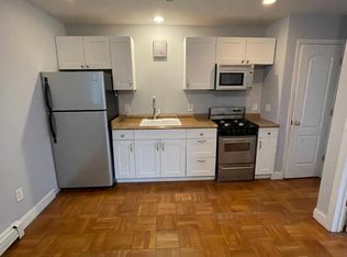 10 Arbutus Ave #2, Staten Island, NY 10312