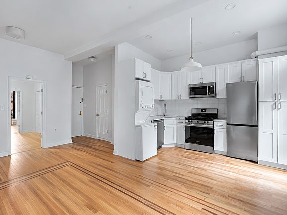 4th image of 692 Degraw St APT 1