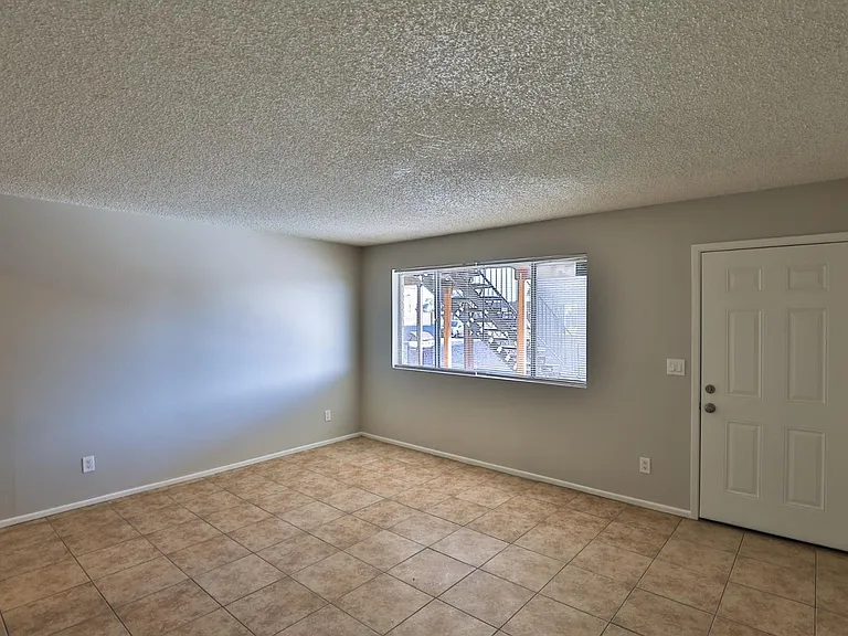 859 W Ray Rd #3 — Photo 4