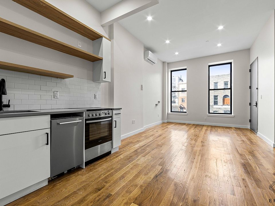 1st image of 184 Hart St #2A