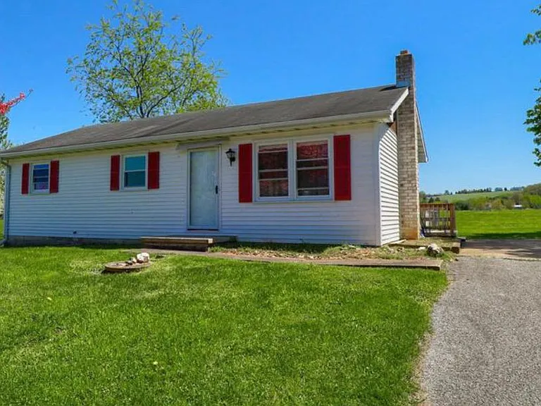 4644 View Dr — Photo 1