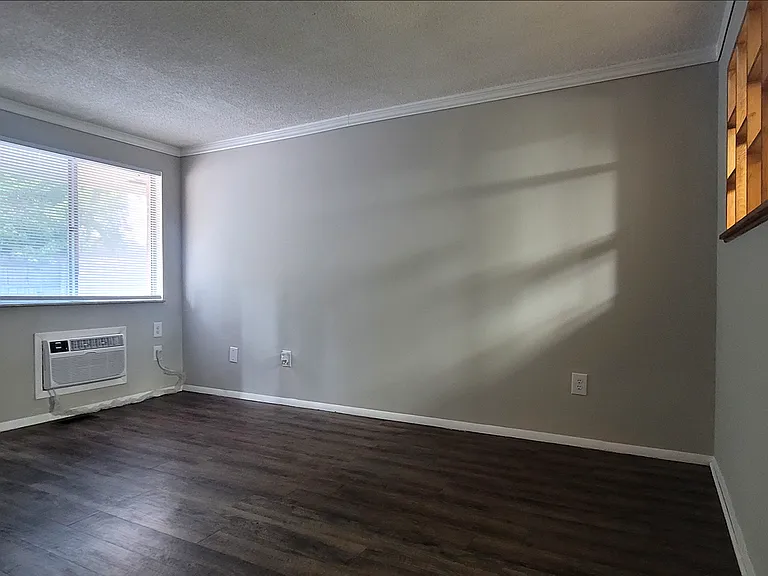 314 - 322 Kenbrook Drive — Photo 15