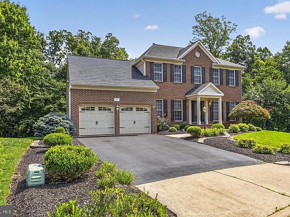 2nd image of 8121 Willingboro Ct