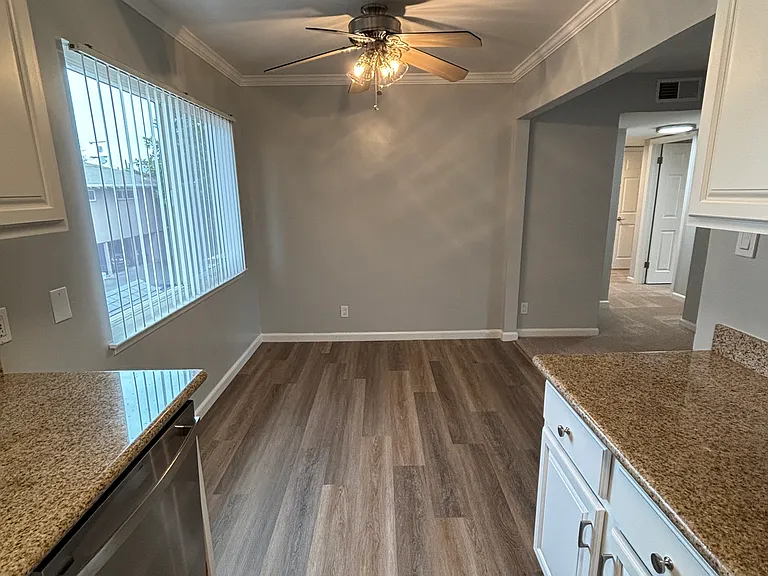 1026 Middle Ave #1026D — Photo 20