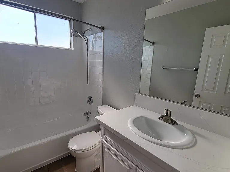 The Cove at West Covina — Photo 40