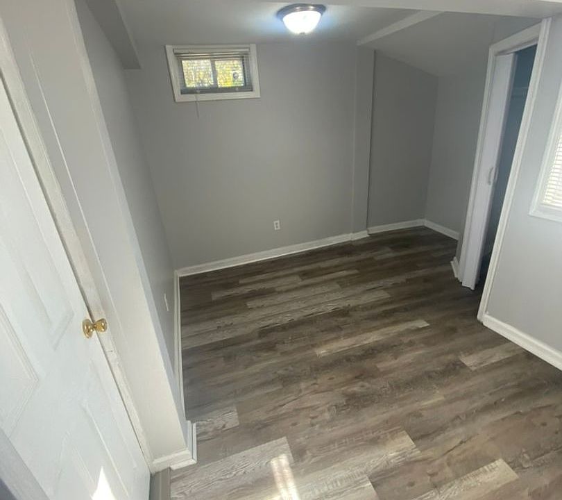2nd image of 415 Kent Rd APT 4