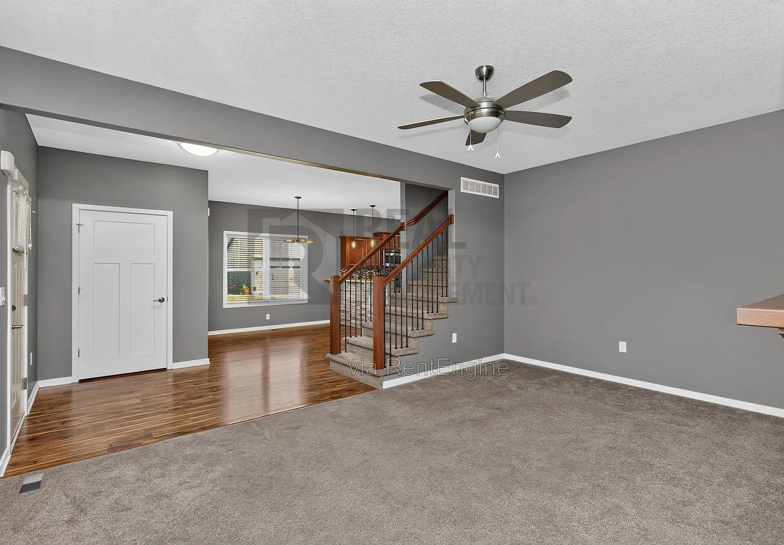 4 bed, 3.5 bath, 2153 sqft, $2,395 — Photo 4
