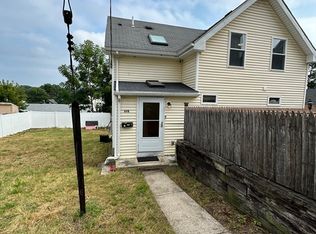 48 Butler St #R, Salem, MA 01970