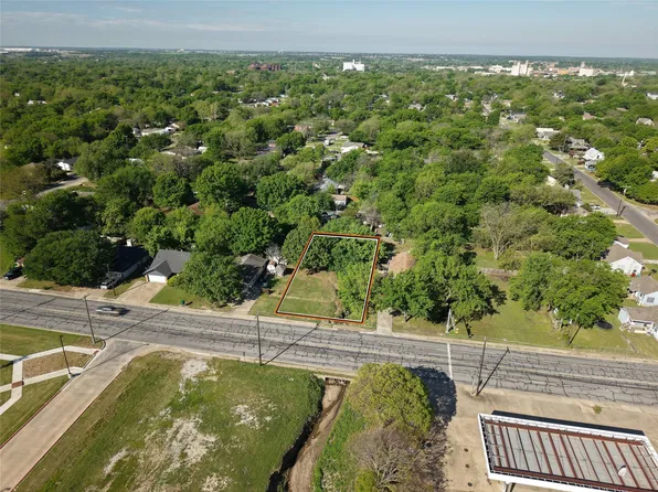 484 S Dewey Ave, Sherman, TX 75090