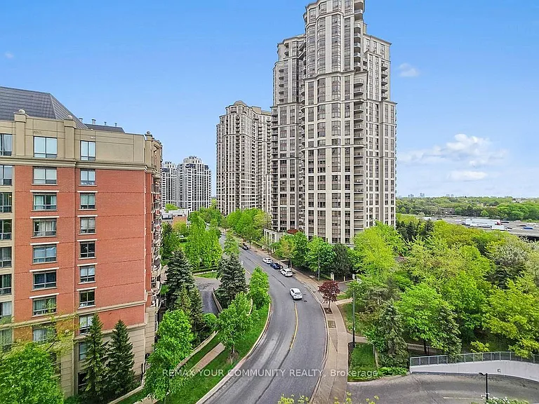 30 Harrison Garden Blvd #911 — Photo 18