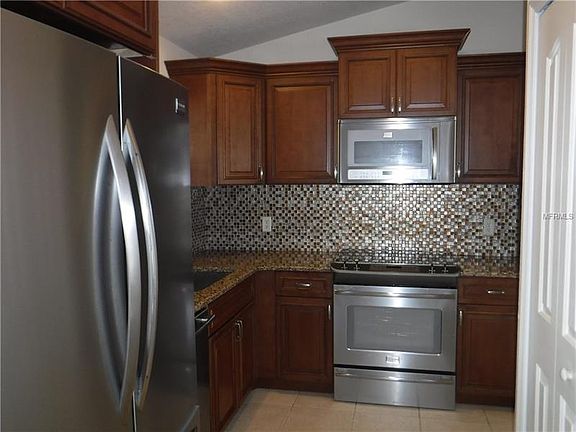 5th image of 2814 Trianna St
