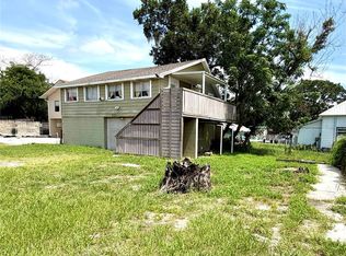 221 Avenue C NE, Winter Haven, FL 33881