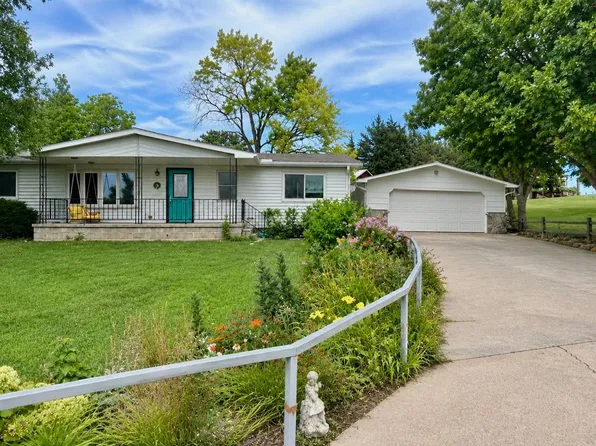 632 E South St, Mankato, KS 66956