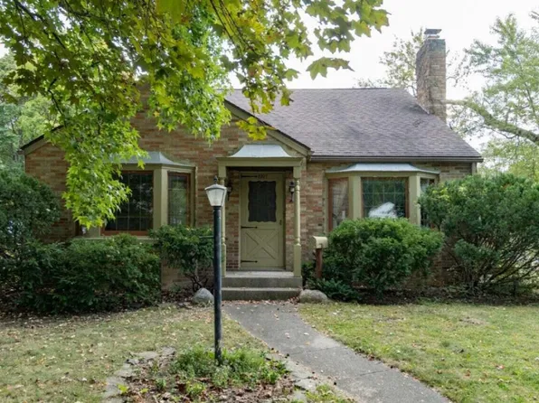 2307 S Rose St, Kalamazoo, MI 49001