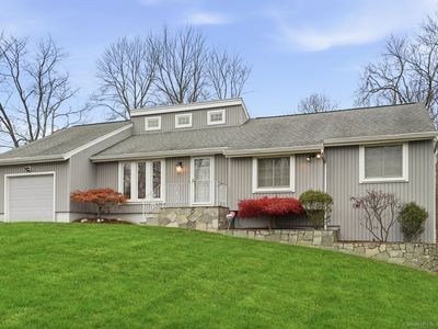 81 School House Road, Wallingford, CT, 06492