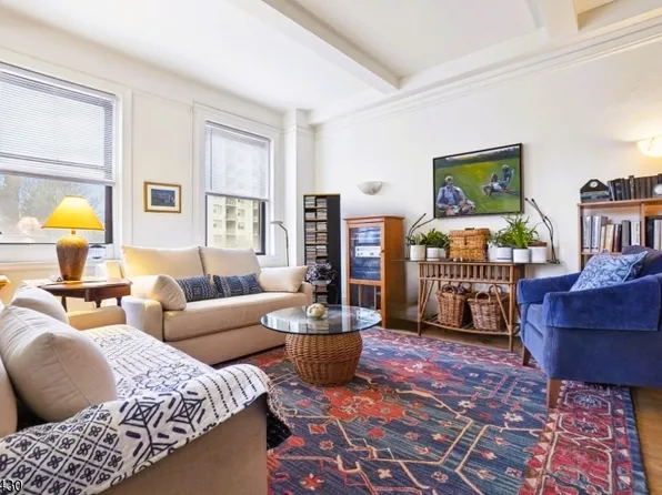 375 Mount Prospect Ave #4AW, Newark City, NJ 07104