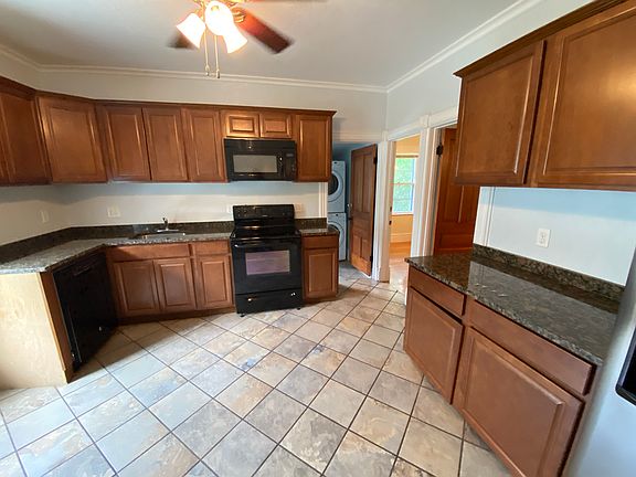 2nd image of 537 Detroit St #1