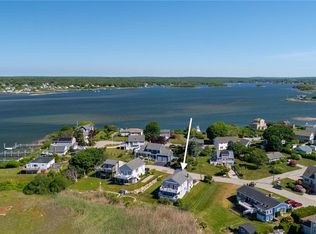 18 Starfish Dr, Narragansett, RI 02882