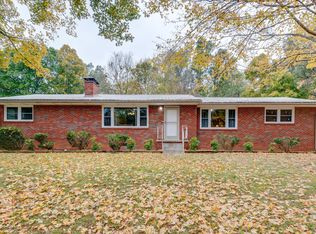 106 S Hummingbird Ln, Dickson, TN 37055