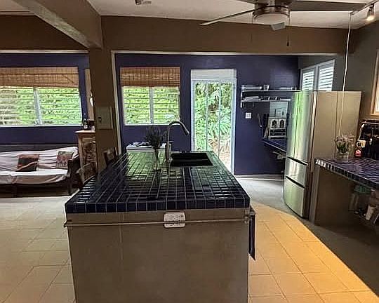 3rd image of 2 Barr Don Alonso