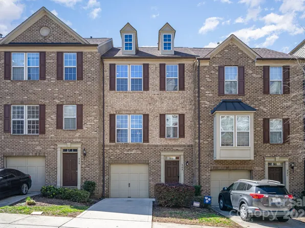 243 Lincoln St, Charlotte, NC 28203