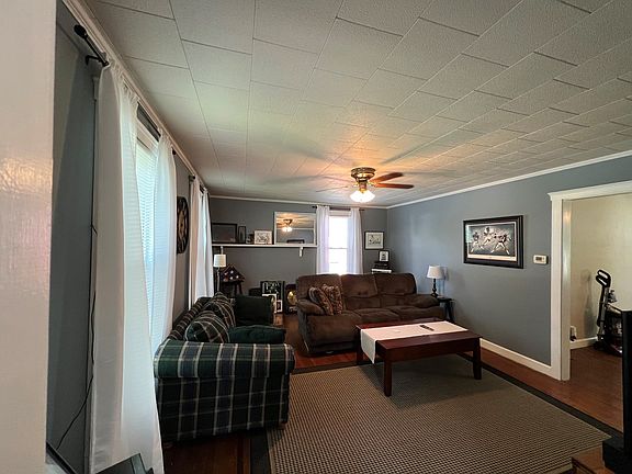 5th image of 1701 N Baker St
