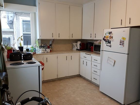 2nd image of 10732 79th Ave NW