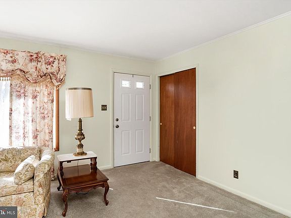 5th image of 1194 Yardville Allentown Rd