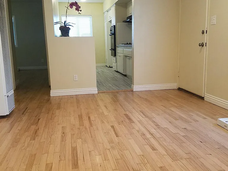 2939 S Bronson Ave #2 — Photo 18