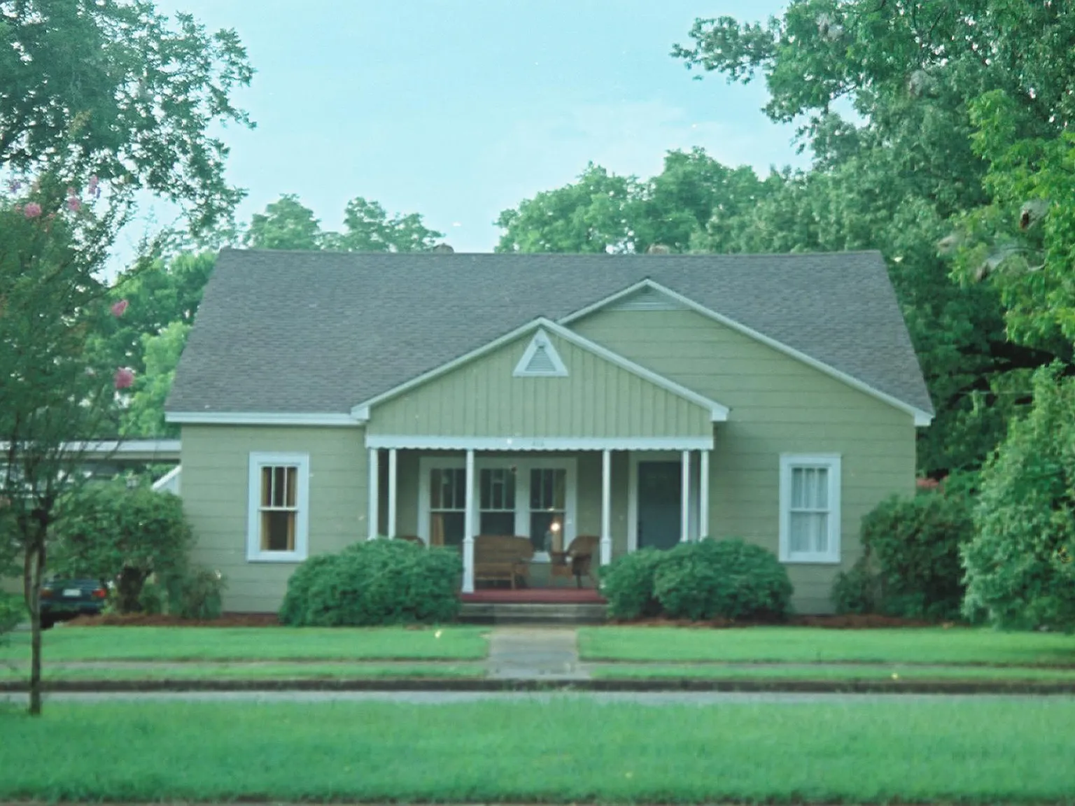 414 W Main St — Photo 1