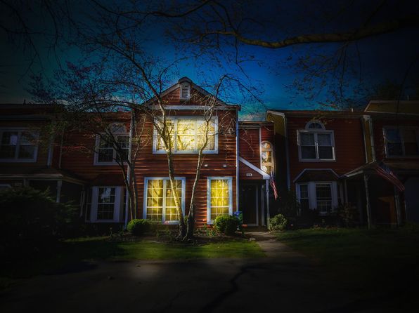 603 Danbury Ct