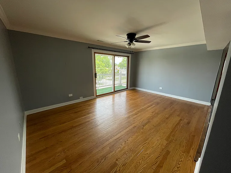 5850 W 87th St #3C — Photo 2
