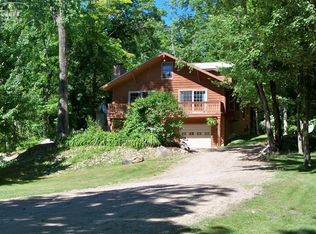 8049 Mabley Hill Rd, Fenton, MI 48430