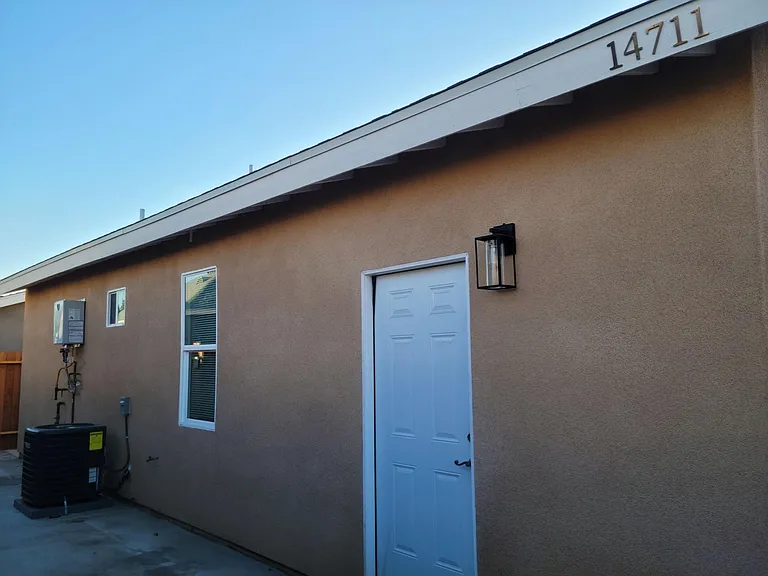 14711 S Norwalk Blvd — Photo 17