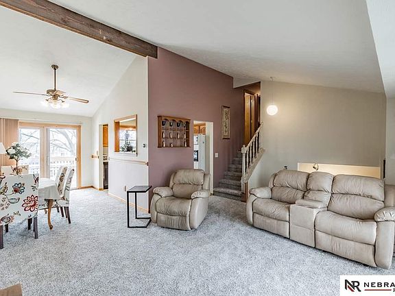 4th image of 3723 Lookingglass Dr