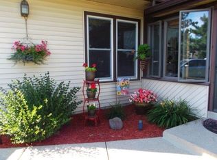 404 Saddle Rdg, Portage, WI 53901