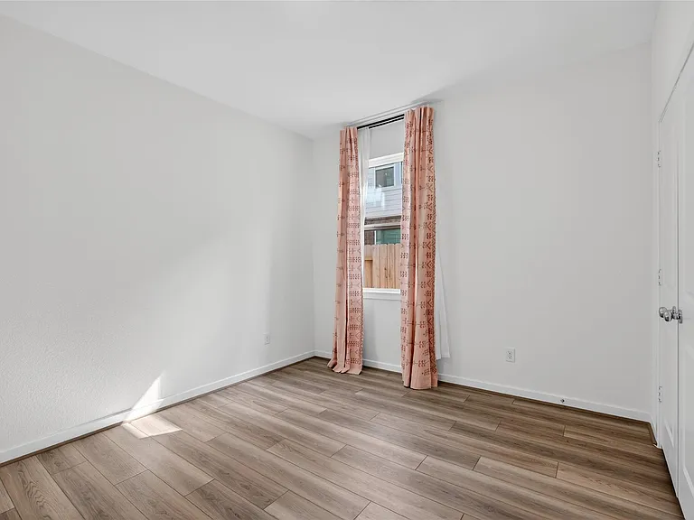 9627 Starry Eyes Ln — Photo 33