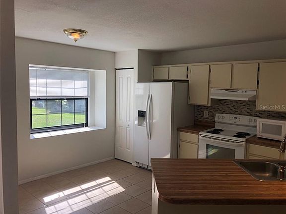 5th image of 4520 Hidden Oak Ct