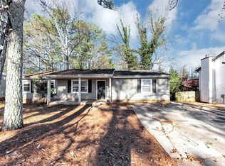4275 Ridgetop Dr, Ellenwood, GA 30294