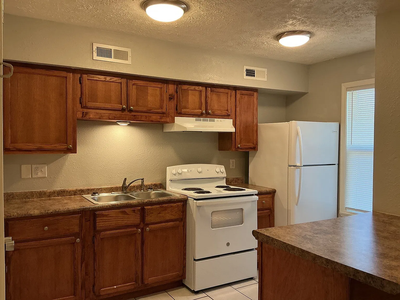 1 bed, 665 sqft, $875 — Photo 2