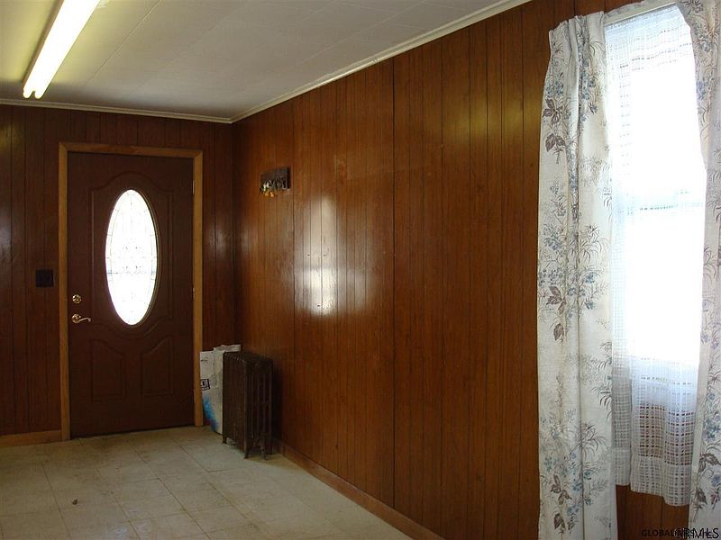 5th image of 2226 RT 9W
