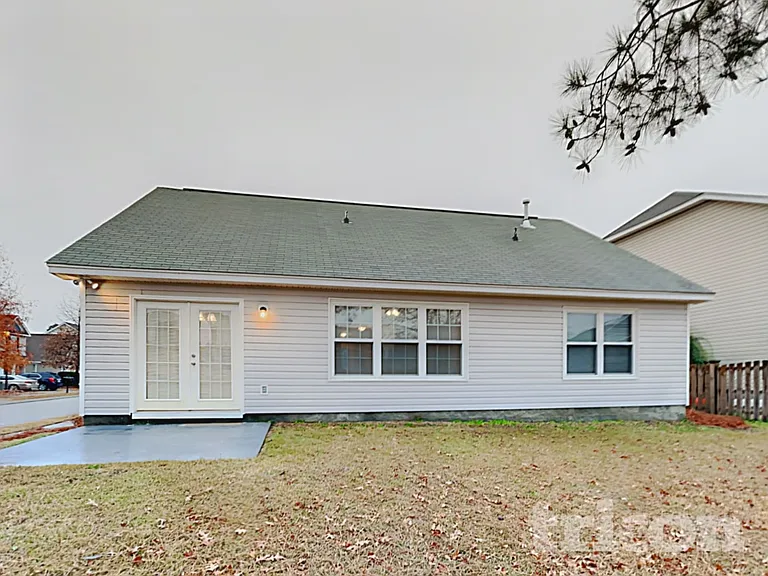 800 Maryfield Dr — Photo 18