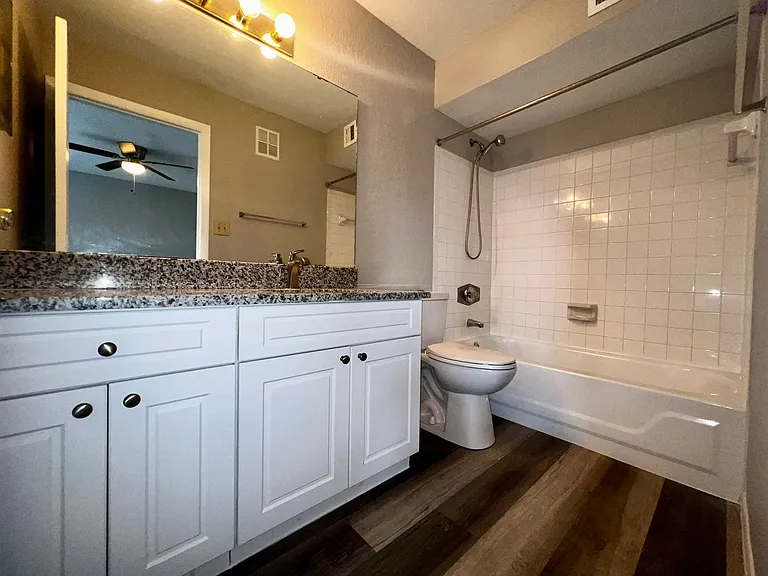 4355 Perkinshire Ln #M-104 — Photo 14